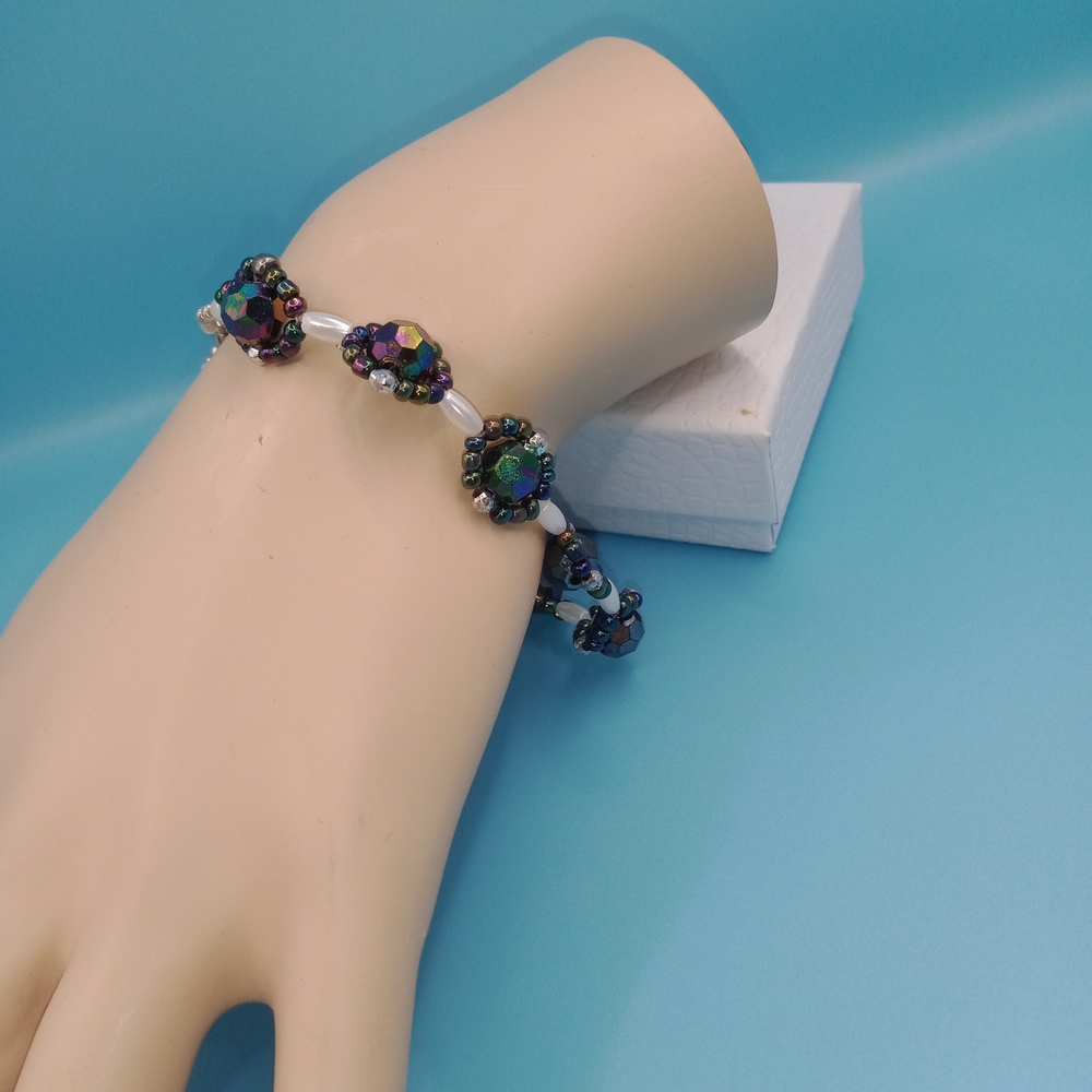 Multicolor beaded bracelet NEW